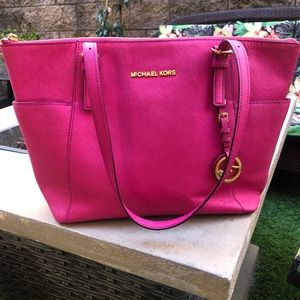 Micheal Kors Jet Set Tote Pink